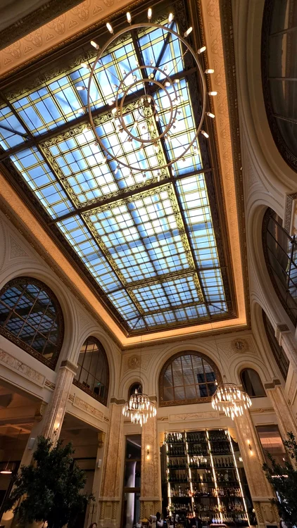 Clădirea Marmorosch poate concura cu cele mai frumoase din Europa. Foto: Facebook/Sweet Bucharest