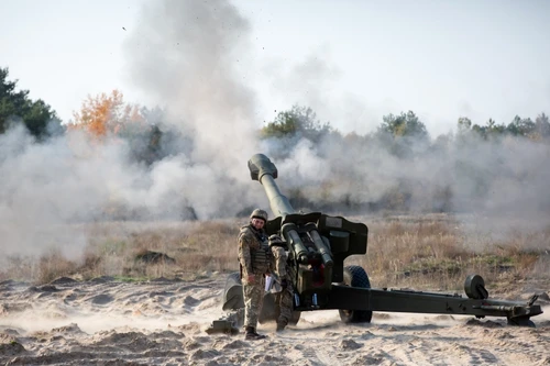 Bombardamentele orașelor ucrainiene nu au oprit avansul armatei ucrainiene. Foto: Shutterstock