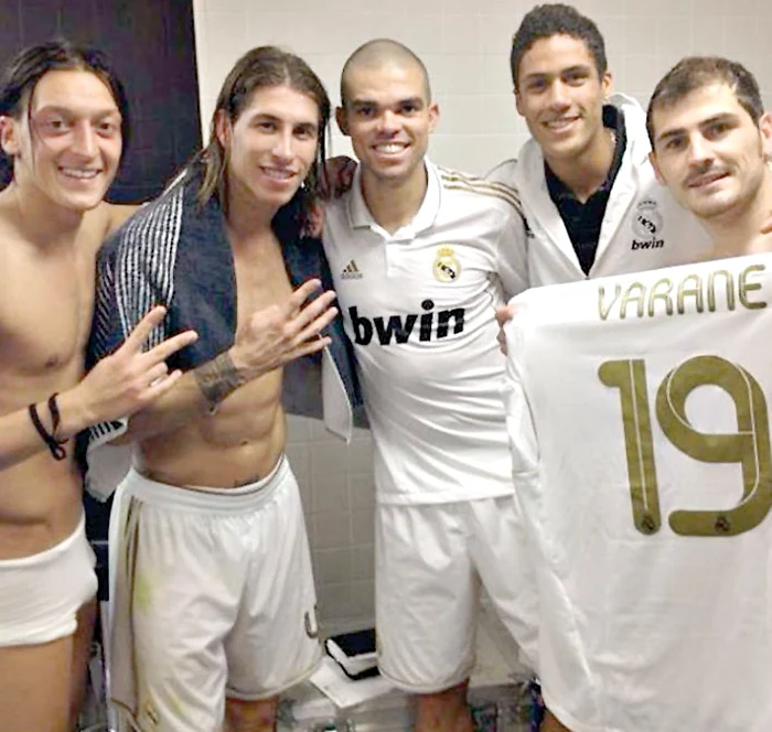 S-au bucurat  în chiloţi