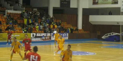 România a pierdut în Sala Sporturilor