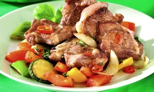 cotlete de porc cu legume 580x400 jpeg