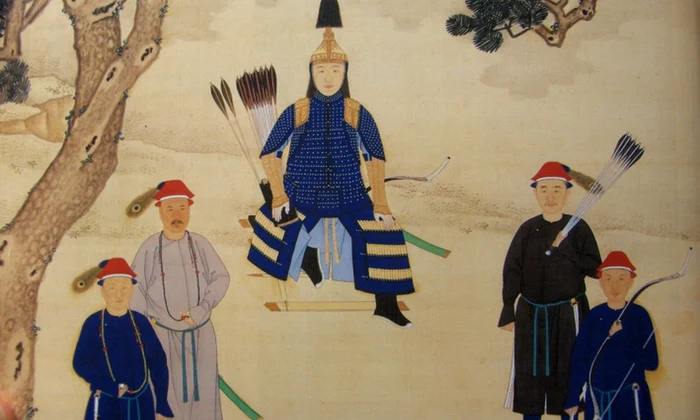 Împăratul Kangxi, în armură de ceremonie, înarmat cu arc și săgeți (Wikimedia Commons)