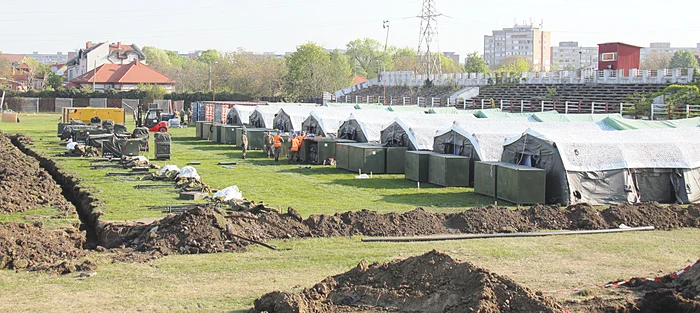 Timişoara. Săptămâna trecută au început lucrările la spitalul instalat în incinta stadionului CFR