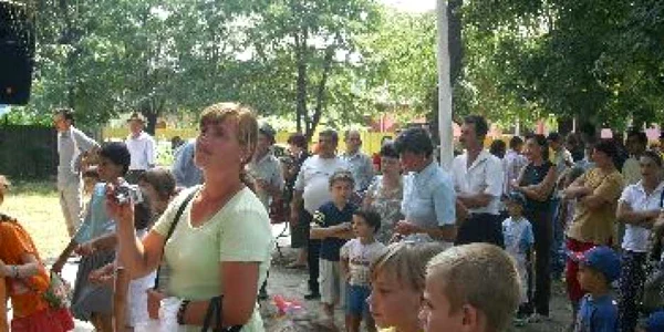 Bacău: Sărbătoare la Oituz