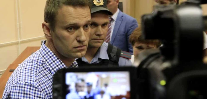 Alexei Navalnîi a fost condamnat de o Instanţă din Moscova la cinci ani de închisoare într-un caz de evaziune fiscală, însă a fost pus în libertate până la judecarea recursului. FOTO: Reuters