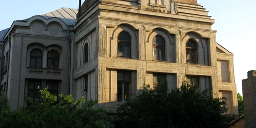 templul meseriasilor galati