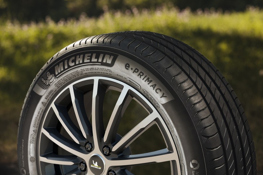Michelin oprește producția de anvelope din Spania, pe fondul crizei din Marea Roșie