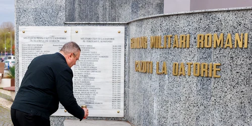 Nicolae Ciuca de Ziua NATO FOTO Guvern jpg