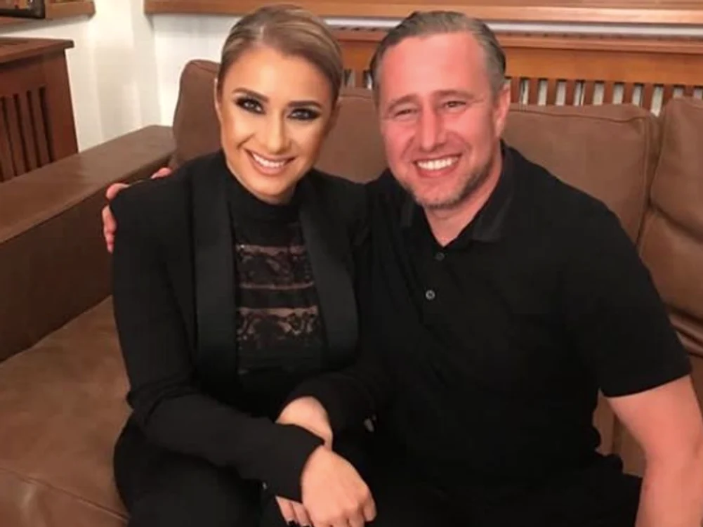 Anamaria Prodan şi Laurenţiu Reghecampf png