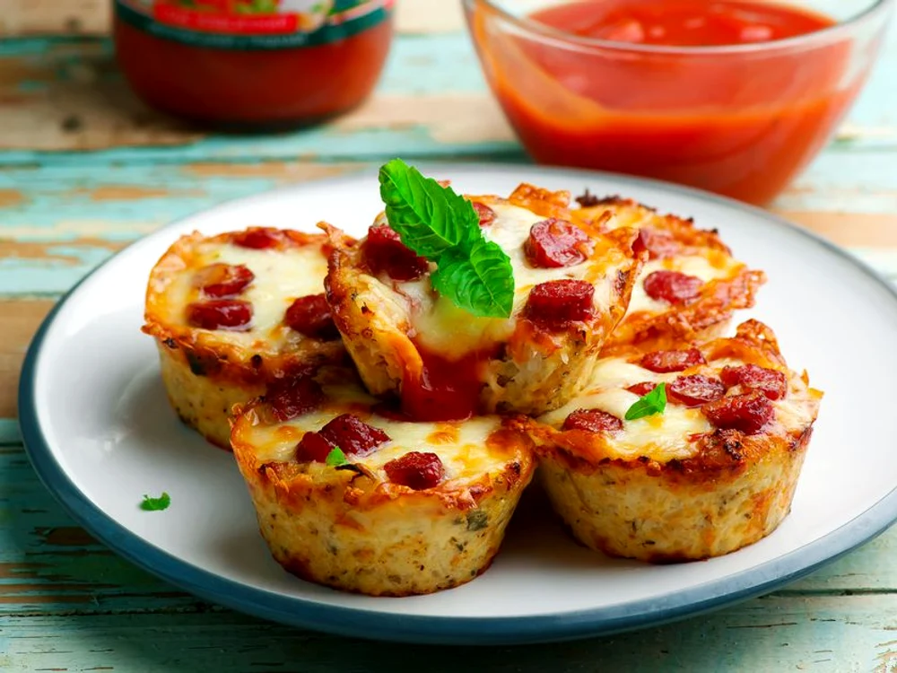 
    Minipizza cu conopida  