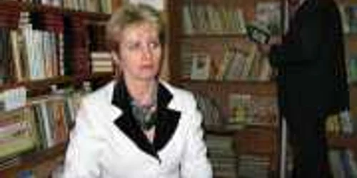 Paula Pârvulescu a atras 1.230 de cititori la bibliotecă