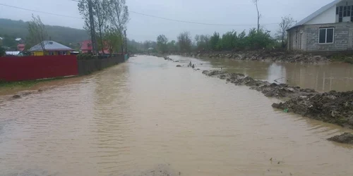 inundatii vaslui