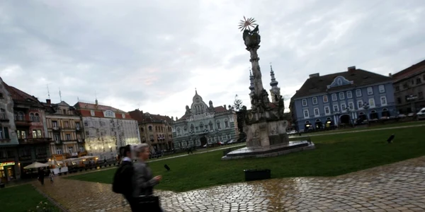 Monumentul Ciumei din Piaţa Unirii