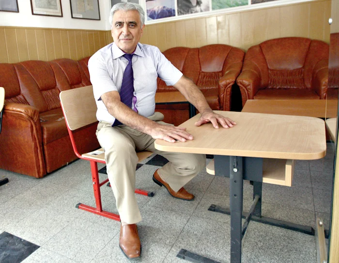 Băncuţele speciale  pot fi reglate pe înălţime