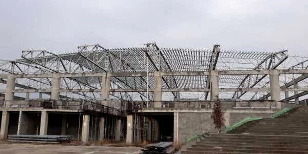 sala polivalentă - vega 93 slatina