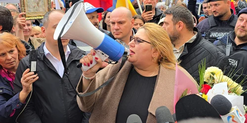 Diana Sosoaca ajunge la Parchetul General FOTO Mediafax 