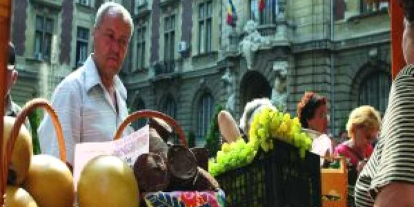 Bucureşti: Piaţă în ograda Ministerului Agriculturii