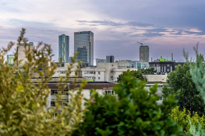Imaginea care se vede de pe terasa apartamentului de lux din București. FOTO: Facebook