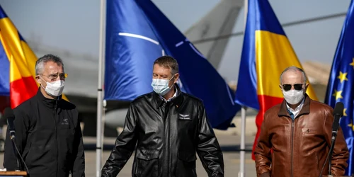 Iohannis Geoana Stoltenberg baza Mihail Kogalniceanu militari americani 11 februarie 2022 FOTO Inquam Photos / Octav Ganea
