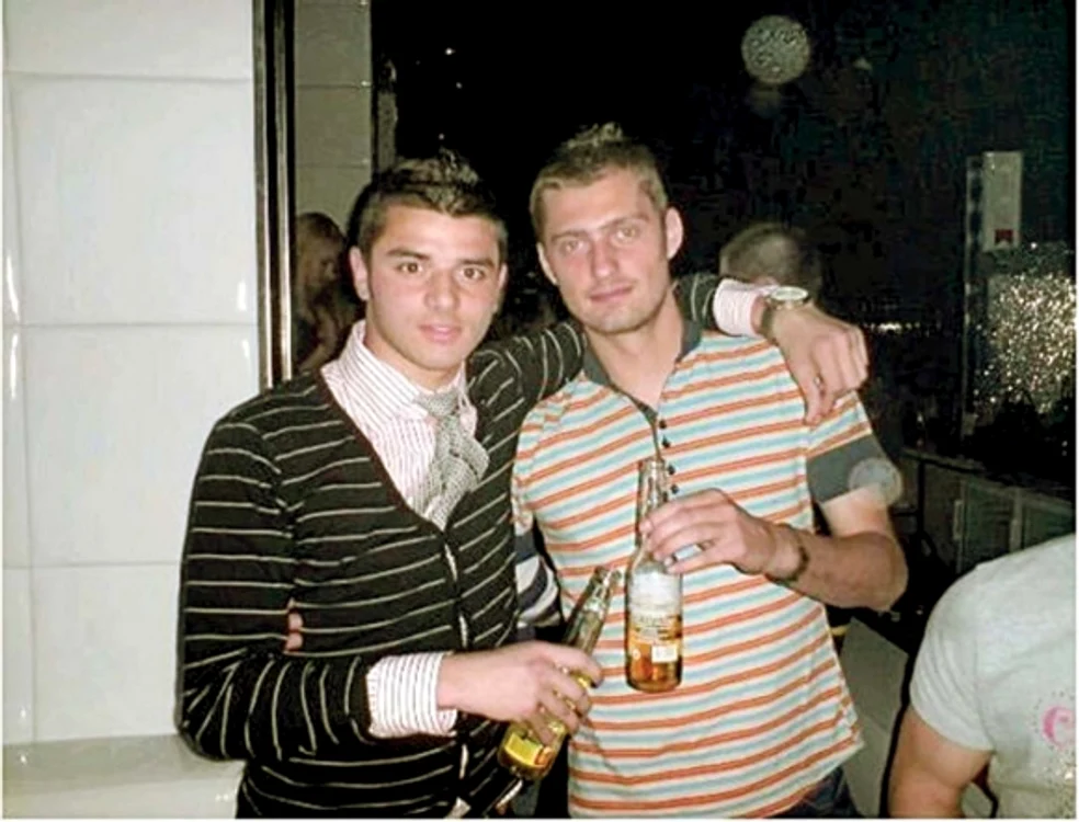 
    Cele mai tari beţii ale lui Gabi Tamaşfoto: arhivă personală  