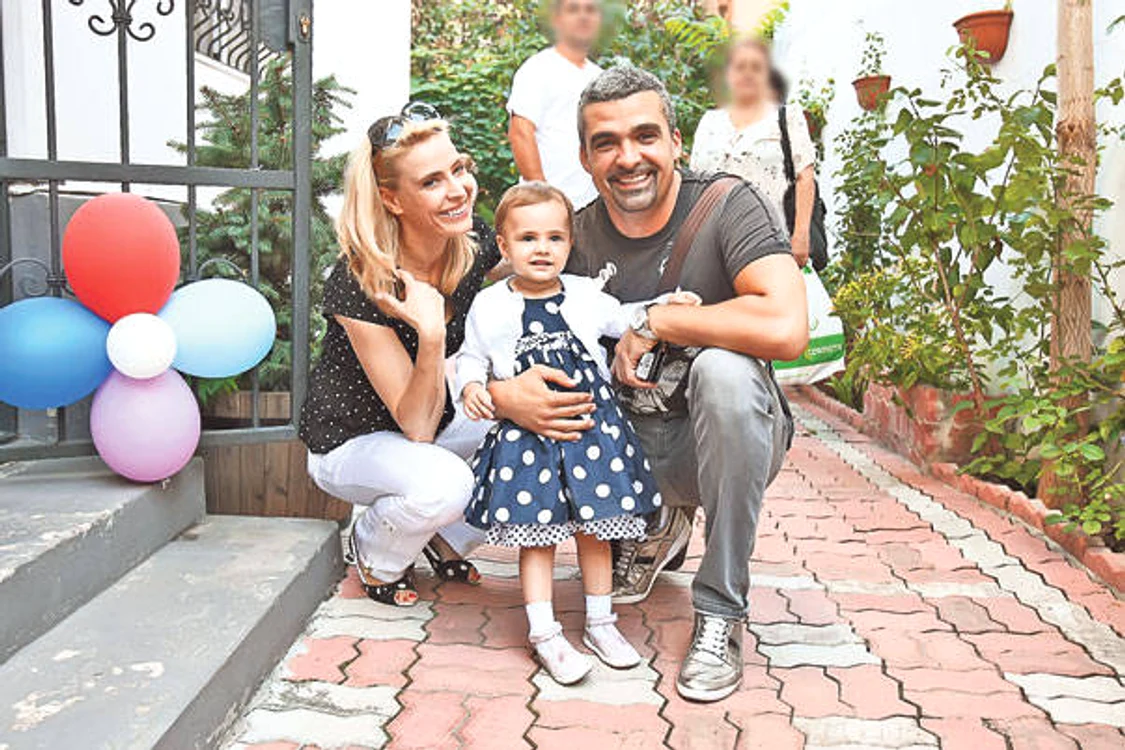 Monica Davidescu şi Aurelian Temişan speră ca în acest an problemele cu banca să se încheieFoto Arhivă Personală