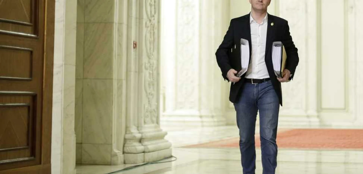 Sebastian Ghiţă, pregătit să se apere în faţa deputaţilor jurişti FOTO Octav Ganea