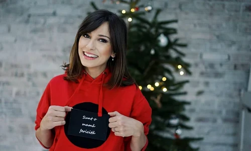 Dana Rogoz se declară o mămică fericită jpeg