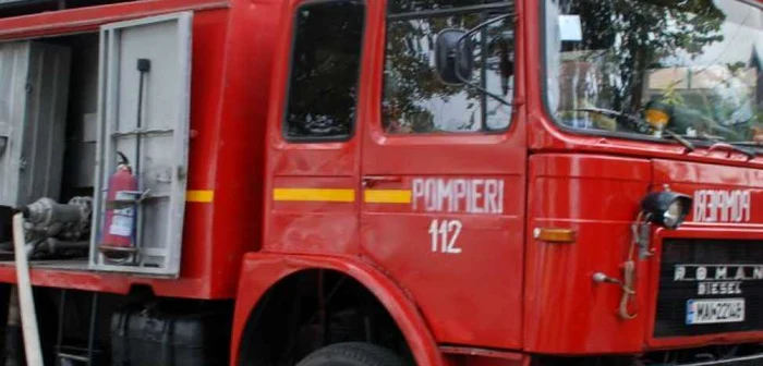 Pompierii au lichidat incendiul în 20 de minute