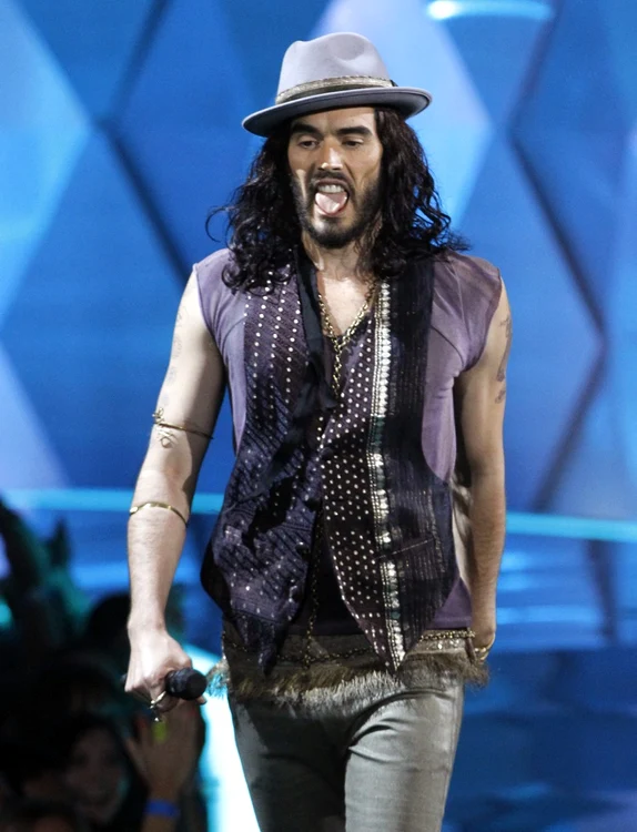 russell brand rtr3328j jpeg