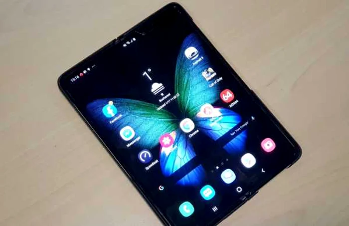 Samsung Galaxy Fold. FOTO Adrian Pogîngeanu