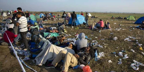 Imigranti - Ungaria FOTO AP 