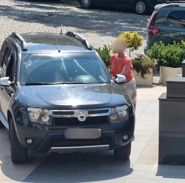 Totul a pornit de la locul unde a parcat maşina. FOTO: Primăria Slatina