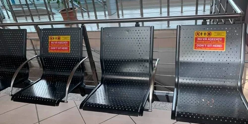 sala asteptare aeroport masuri covid otopeni