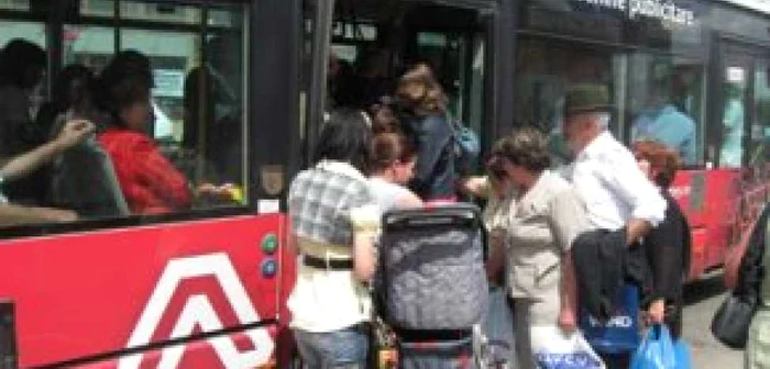 Suceava: Tentativă de suicid în centrul oraşului