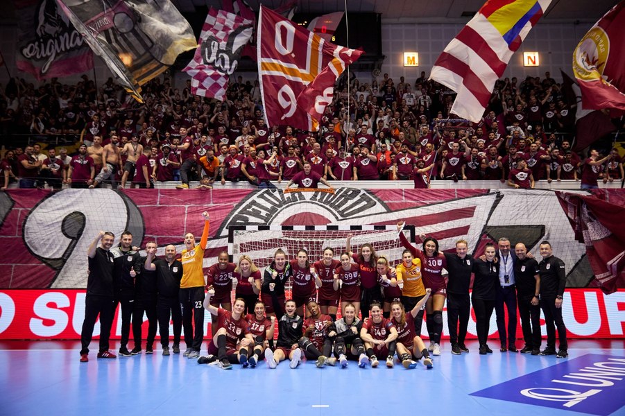 Liga Campionilor la handbal: Rapid și CSM București forțează calificarea miraculoasă în careul de ași