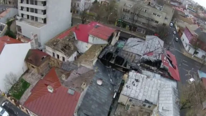 
    Urmările incendiului de la Constanţa  