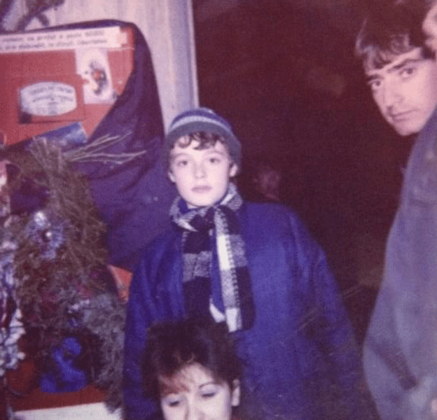 El este Gavroche de Focşani, copil revoluționar la 12 ani. Pe 18 decembrie 1989 era la Timișoara