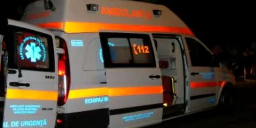 Reşiţa: A scăpat cu viaţă, după ce a fost înjunghiat în abdomen