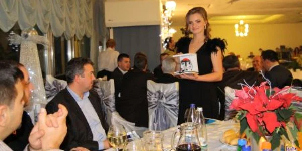 La licitaţie s-au strâns 60.000 de lei 