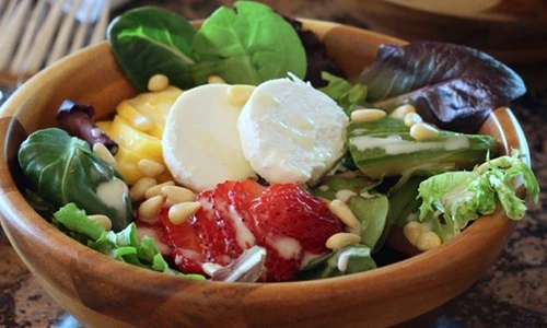 salata capsuni avocado jpeg
