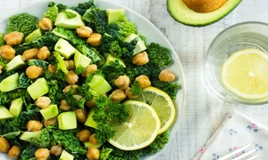 salata avocado jpeg
