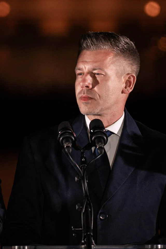 Peter Magyar pregătește modificarea Constituției pentru a împiedica o eventuală revenire a lui Viktor Orbán: limitarea mandatelor de premier la două