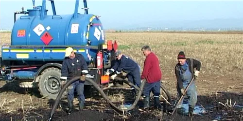 Autoritățile au descoperit două instalații artizanale, montate pe conducte