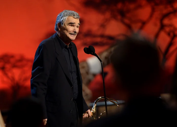 Actorul Burt Reynolds este nevoit să vândă peste 600 de obiecte personale FOTO Gulliver/Getty Images