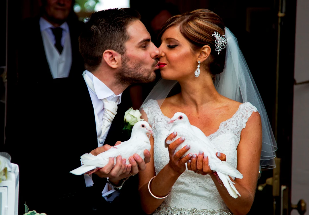 
    Lauren Baker (27 de ani) și Ben Green (26 de ani), în ziua nunțiifoto: Caters  