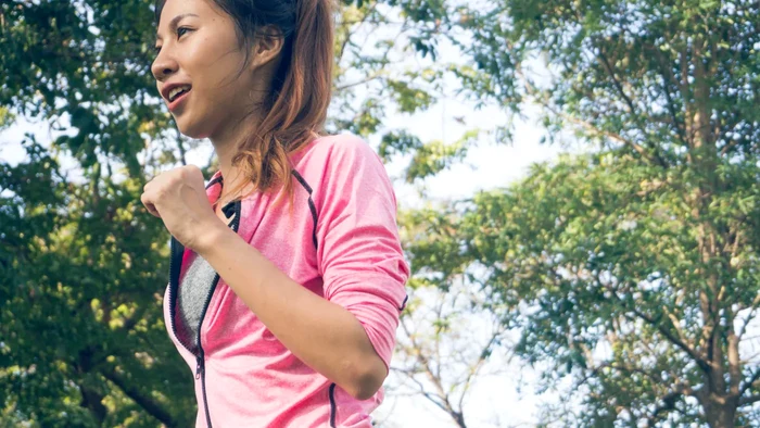 Mersul pe jos în stil japonez.