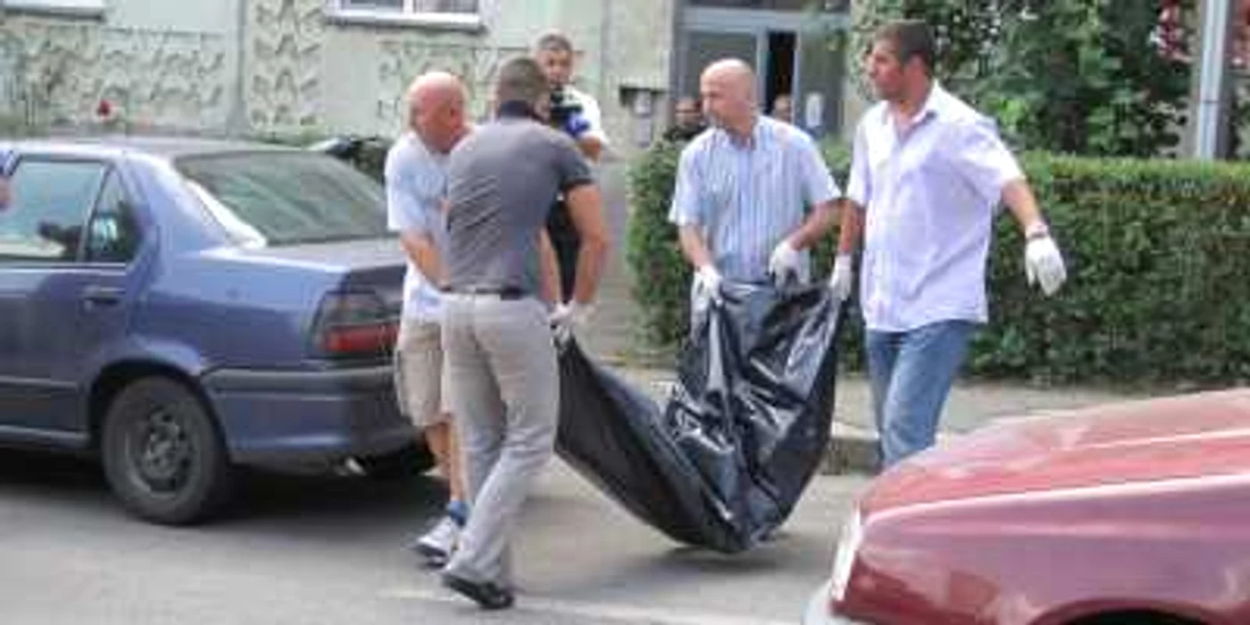 Reşiţa: VIDEO Un tânăr consumator de droguri şi-a ucis mama chiar de ziua tatălui acestuia