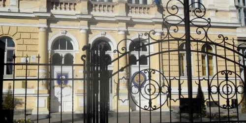 colegiul national liviu rebreanu 