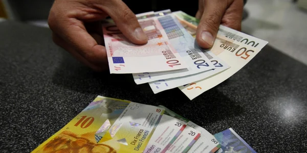 Bancnote europene FOTO BNR