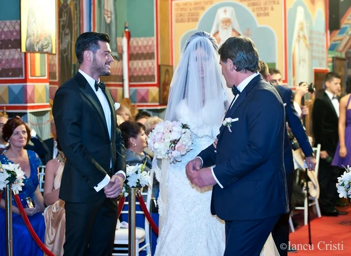 Bianca Drăguşanu, în cea mai frumoasă zi din viaţa ei (Foto: Cristi Iancu via Facebook)